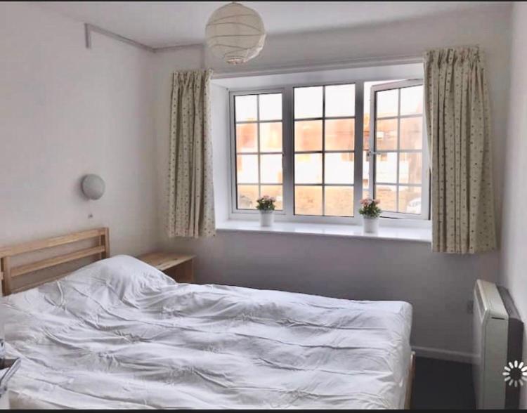 Great Price, Lovely Comfy Flat.2 Mins From The Sea Lyme Regis Ngoại thất bức ảnh